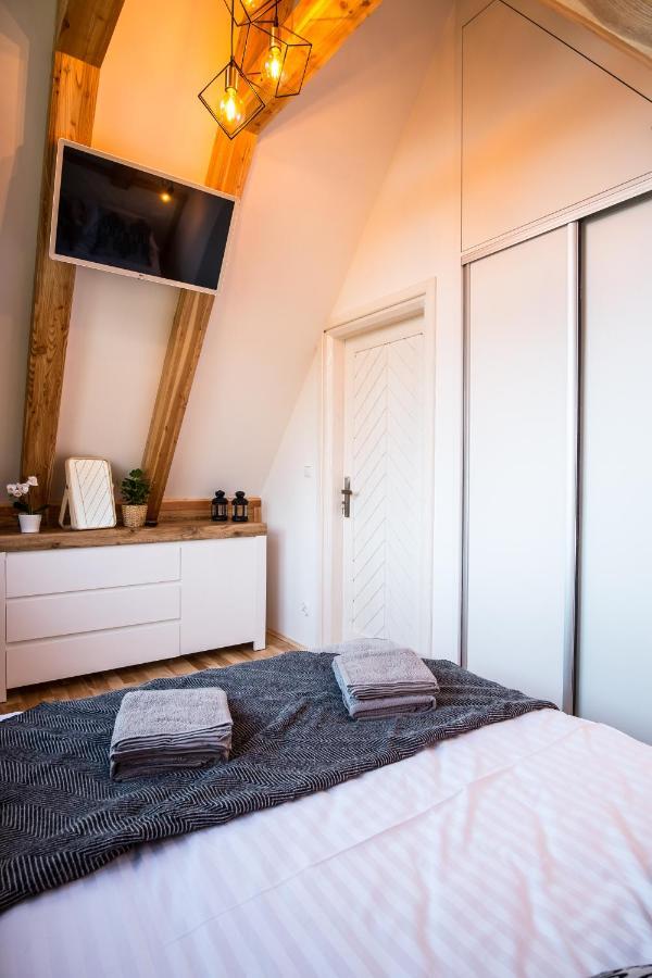 Domek & Apartament Na Ogrodzie Suche Exterior foto